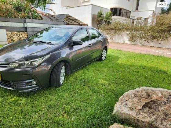 טויוטה קורולה GLI אוט' 1.6 (132 כ''ס) [2016 ואילך] בנזין 2016 למכירה בחדרה