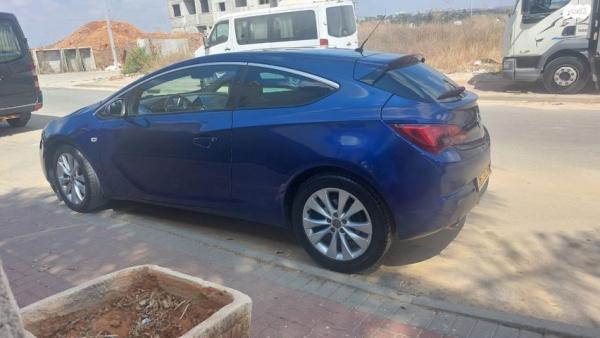 אופל אסטרה GTC Sport קופה אוט' 1.4 (140 כ"ס) בנזין 2014 למכירה בג'לג'וליה