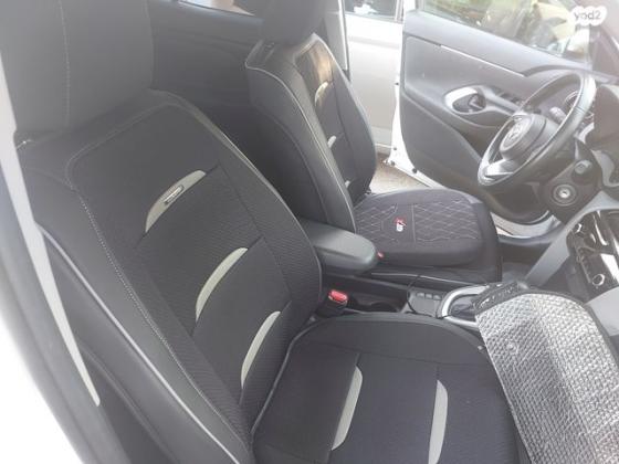 טויוטה יאריס קרוס HSD Eco אוט' 1.5 (92 כ''ס) בנזין 2022 למכירה במעלות תרשיחא