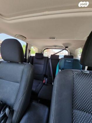 מיצובישי אאוטלנדר Instyle אוט' 7 מק' 2.0 (150 כ"ס) בנזין 2016 למכירה בנתניה