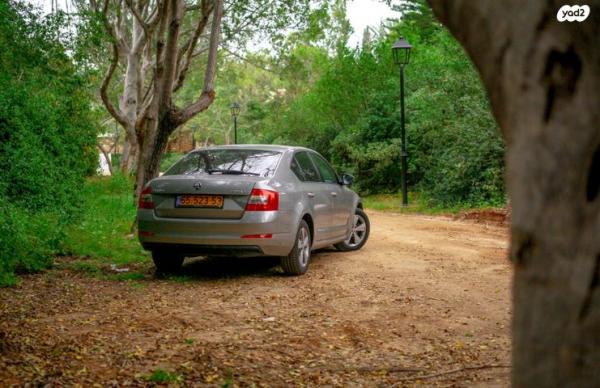 סקודה אוקטביה Elegance אוט' 1.4 (140 כ''ס) בנזין 2014 למכירה ברחובות
