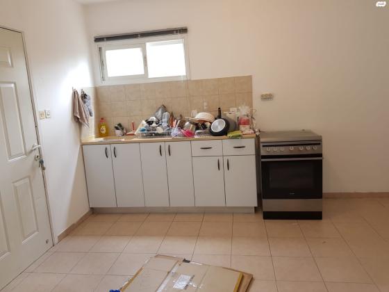 הגולן 16 (גיל עמל)