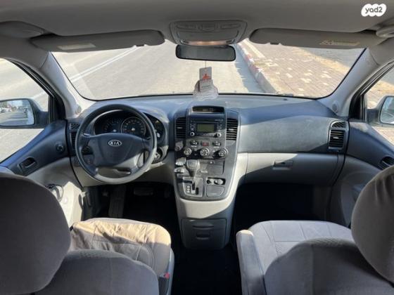 קיה קרניבל LX אוט' 7 מק' 2.7 (189 כ''ס) בנזין 2009 למכירה בפתח תקווה