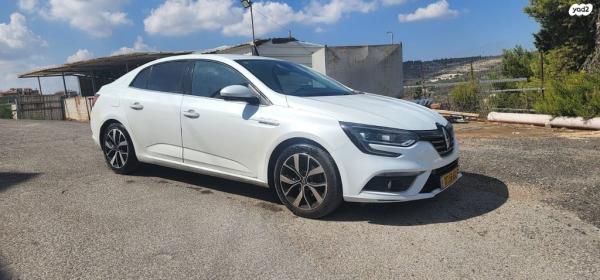 רנו מגאן גראנד קופה Intense אוט' דיזל 1.5 (116 כ''ס) דיזל 2020 למכירה באום אל פחם