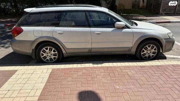 סובארו B4 4X4 R סטיישן אוט' 2.0 (165 כ''ס) בנזין 2006 למכירה בכפר סבא