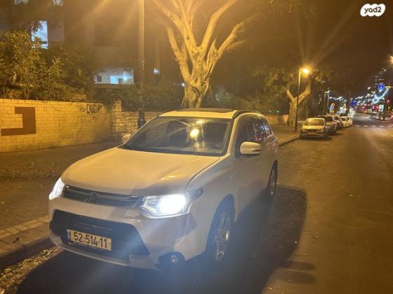 מיצובישי אאוטלנדר 4X4 Limited אוט' 7 דיזל מק' 2.3 (150 כ"ס) דיזל 2013 למכירה בפתח תקווה