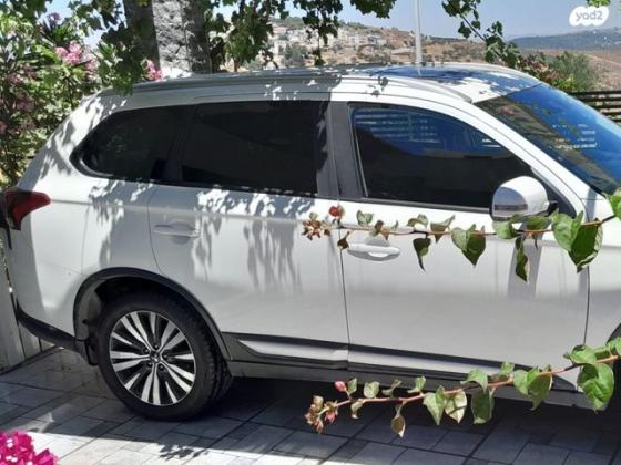 מיצובישי אאוטלנדר Instyle אוט' 7 מק' 2.0 (150 כ"ס) בנזין 2018 למכירה בצפת