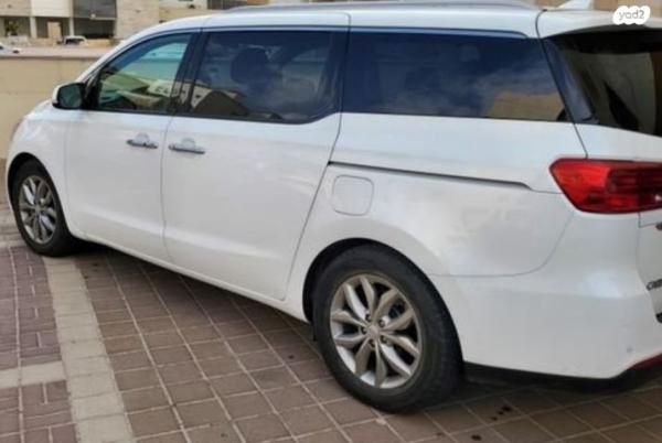 קיה קרניבל EX אוט' 8 מק' 3.3 (276 כ"ס) בנזין 2015 למכירה בגדרה