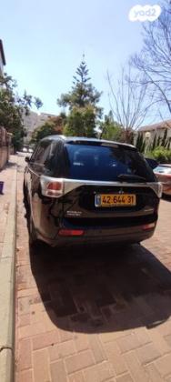 מיצובישי אאוטלנדר Instyle אוט' 7 מק' 2.0 (150 כ"ס) בנזין 2014 למכירה באור יהודה