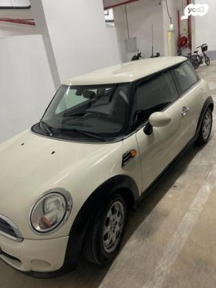 מיני ONE Salt אוט' 3 דל' 1.6 (98 כ"ס) בנזין 2012 למכירה ברמת גן