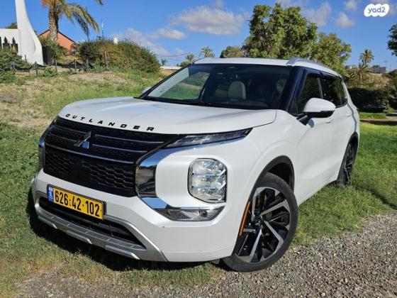 מיצובישי אאוטלנדר Luxury אוט' 7 מק' 2.5 (181 כ"ס) בנזין 2021 למכירה בבית שאן