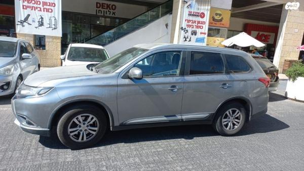 מיצובישי אאוטלנדר Instyle אוט' 7 מק' 2.0 (150 כ"ס) בנזין 2016 למכירה בירושלים