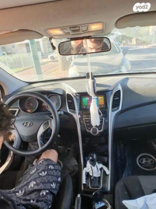 יונדאי i30 Inspire אוט' 1.6 (135 כ"ס) בנזין 2014 למכירה בנתניה