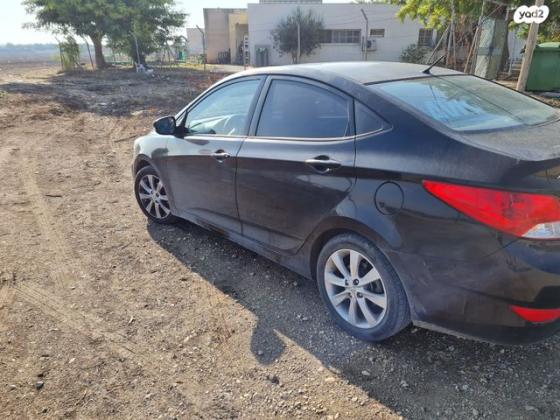 יונדאי i25 Premium אוט' 1.6 (124 כ"ס) בנזין 2013 למכירה בתל תאומים