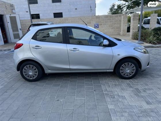 מאזדה H Active אוט' 1.5 (103 כ"ס) בנזין 2008 למכירה במודיעין מכבים רעות