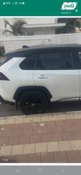 טויוטה RAV4 הייבריד E-motion הייבריד אוט' 2.5 (178 כ''ס) בנזין 2021 ל