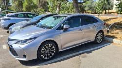 טויוטה קורולה Executive אוט' סדאן 1.8 (122 כ"ס) בנזין 2019 למכירה ב