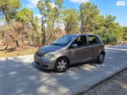 טויוטה יאריס Sol אוט' 1.3 (87 כ''ס) בנזין 2006 למכירה בבית שמש