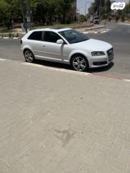 אאודי A3 Attraction אוט' 3 דל' 1.6 (102 כ''ס) בנזין 2009 למכירה בבאר שב