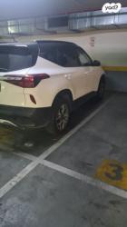 קיה סלטוס Urban אוט' 2.0 (149 כ"ס) בנזין 2021 למכירה בתל אביב יפו