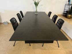 שולחן אוכל עם 6 כסאות