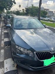 סקודה סופרב (עד 2019) Ambition אוט' 1.4 (150 כ"ס) בנזין 2017 למכירה בת