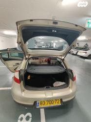 רנו מגאן דור 3 (2009-2017) EX אוט' 1.6 (110 כ''ס) בנזין 2010 למכירה בפר