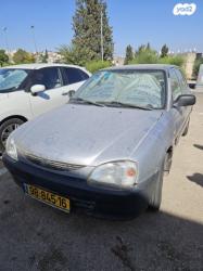 דייהטסו שרייד DLX הצ'בק ידני 1.3 (84 כ''ס) בנזין 1999 למכירה בנצ