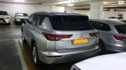 מיצובישי אאוטלנדר Executive אוט' 7 מק' 2.5 (181 כ"ס) בנזין 2022 למכי