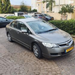 הונדה סיוויק סדאן החדשה LS אוט' 1.8 (140 כ''ס) בנזין 2007 למכירה
