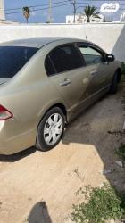 הונדה סיוויק סדאן החדשה LS אוט' 1.8 (140 כ''ס) בנזין 2007 למכירה