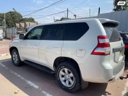 טויוטה לנד קרוזר ארוך 4X4 Luxury אוט' דיזל 7 מק' 2.8 (177 כ"ס) דיזל