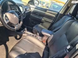 מיצובישי אאוטלנדר 4X4 Elite אוט' 7 מק' 2.0 (150 כ''ס) [2012-2015] בנזין 