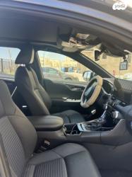 טויוטה RAV4 הייבריד E-motion Sky הייבריד אוט' 2.5 (178 כ''ס) בנזין 202