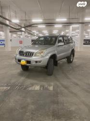 טויוטה לנד קרוזר ארוך 4X4 Luxury אוט' 8 מק' 4.0 (250 כ''ס) בנזין 2005 