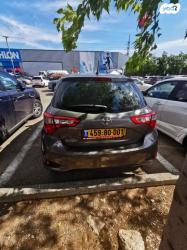 טויוטה יאריס Style אוט' 1.5 (112 כ"ס) בנזין 2019 למכירה בקרית אתא