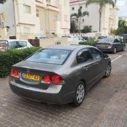 הונדה סיוויק סדאן החדשה LS אוט' 1.8 (140 כ''ס) בנזין 2007 למכירה