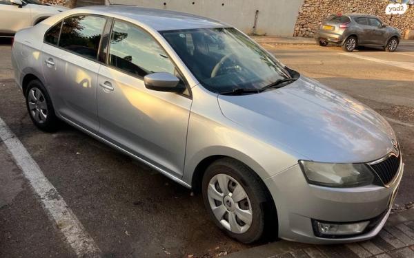 סקודה ראפיד Ambition אוט' 1.2 (90 כ"ס) בנזין 2017 למכירה בראש העין