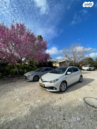 טויוטה אוריס הייבריד Sky TSS הייבריד אוט' 1.8 (99 כ"ס) בנזין 2017 למכירה במגדל העמק