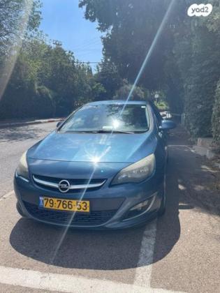 אופל אסטרה Berlina Enjoy סדאן אוט' 1.4 (140 כ"ס) בנזין 2013 למכירה בקרית טבעון