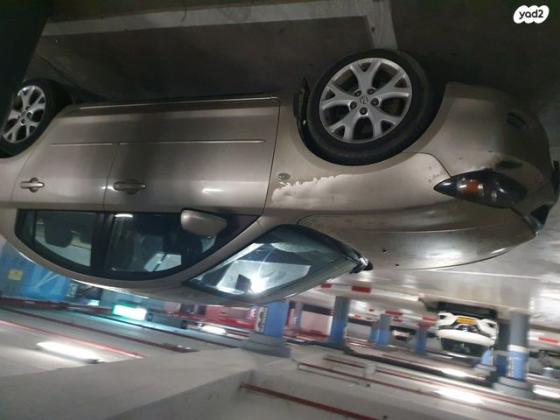 מאזדה i Spirit סדאן אוט' 2.0 (150 כ''ס) בנזין 2008 למכירה בהרצליה