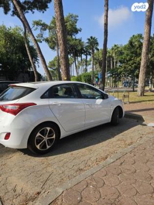 יונדאי i30 Premium אוט' 1.6 (135 כ''ס) בנזין 2016 למכירה בתל אביב יפו
