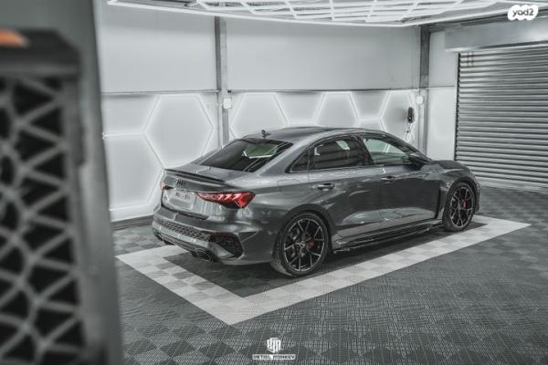 אאודי RS3 4X4 Sedan אוט' 2.5 (400 כ''ס) בנזין 2022 למכירה ברחובות
