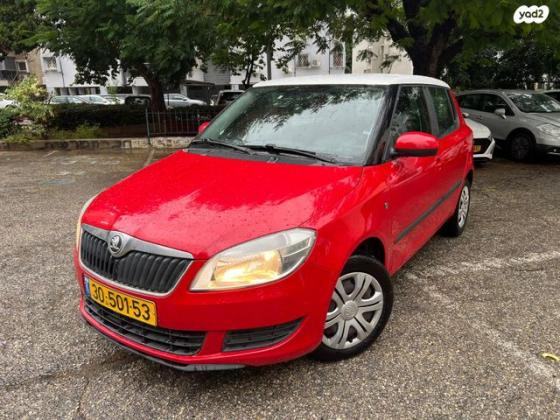 סקודה פאביה Ambition אוט' 1.2 (105 כ''ס) בנזין 2014 למכירה בחולון