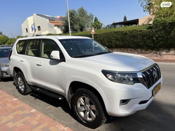 טויוטה לנד קרוזר ארוך 4X4 Select אוט' דיזל 7 מק' 2.8 (177 כ"ס) דיזל 2019 למכירה בכוכב יאיר u002F צור יגאל