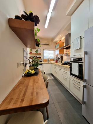 דירה 5 חדרים למכירה בתל אביב יפו | פישמן מיימון | הצפון הישן