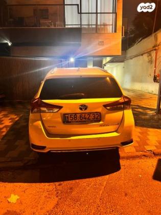 טויוטה אוריס הייבריד TS סטיישן הייבריד אוט' 1.8 (99 כ"ס) בנזין 2015 למכירה בירושלים