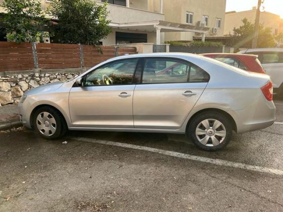 סקודה ראפיד Ambition אוט' 1.2 (90 כ"ס) בנזין 2017 למכירה בראש העין