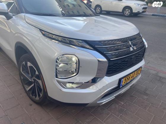 מיצובישי אאוטלנדר Instyle אוט' 7 מק' 2.5 (181 כ"ס) בנזין 2021 למכירה בכרמיאל
