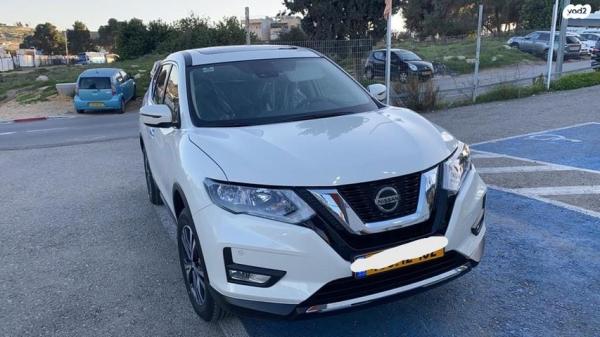 ניסאן אקס טרייל Acenta אוט' 7 מק' 1.3 (160 כ''ס) בנזין 2021 למכירה בירושלים